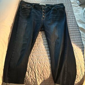 Cancan brand cropped button fly jeans 33p super cute